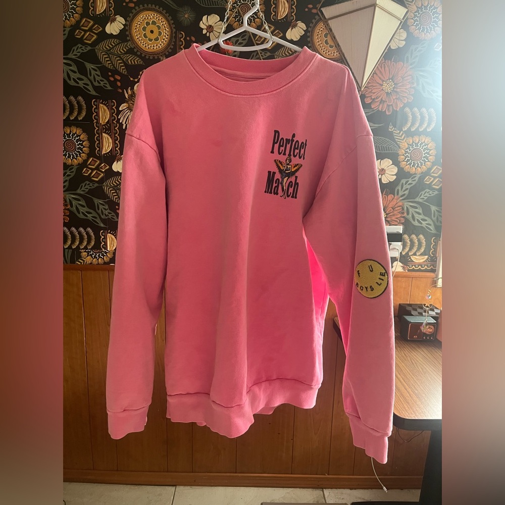 Boys Lie Oversized Pink Perfect Match Crewneck Sweatshirt